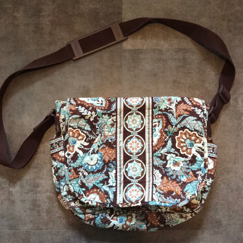 Vera Bradley laptop messenger bag